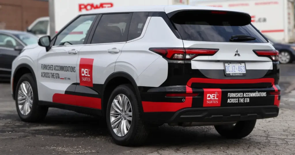 Mitsubishi Outlander showcased with DEL Suites decals